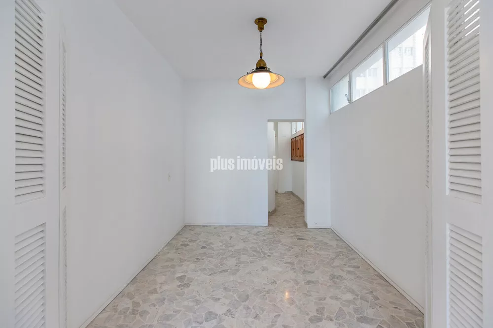 Apartamento à venda com 3 quartos, 210m² - Foto 8