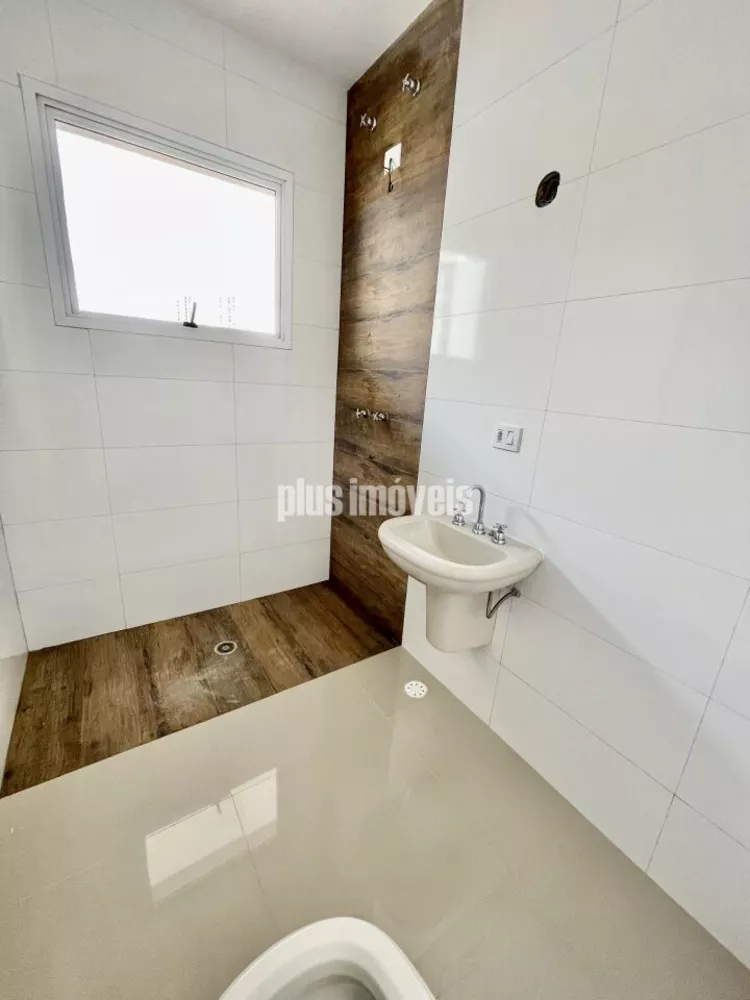 Casa, 3 quartos, 229 m² - Foto 6
