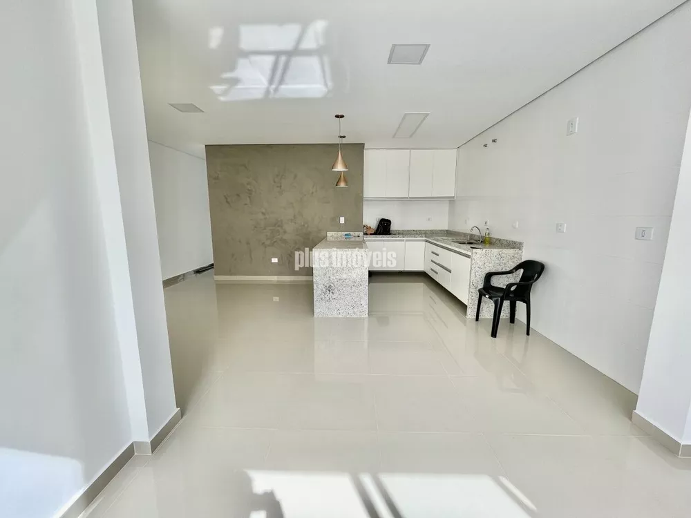 Casa, 3 quartos, 229 m² - Foto 4