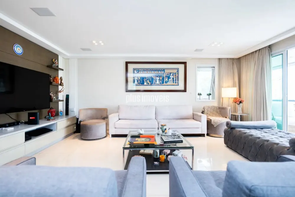 Apartamento, 4 quartos, 215 m² - Foto 1