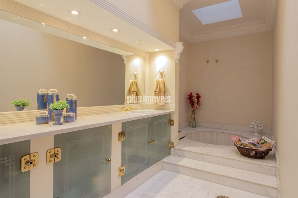 Casa à venda com 4 quartos, 545m² - Foto 7