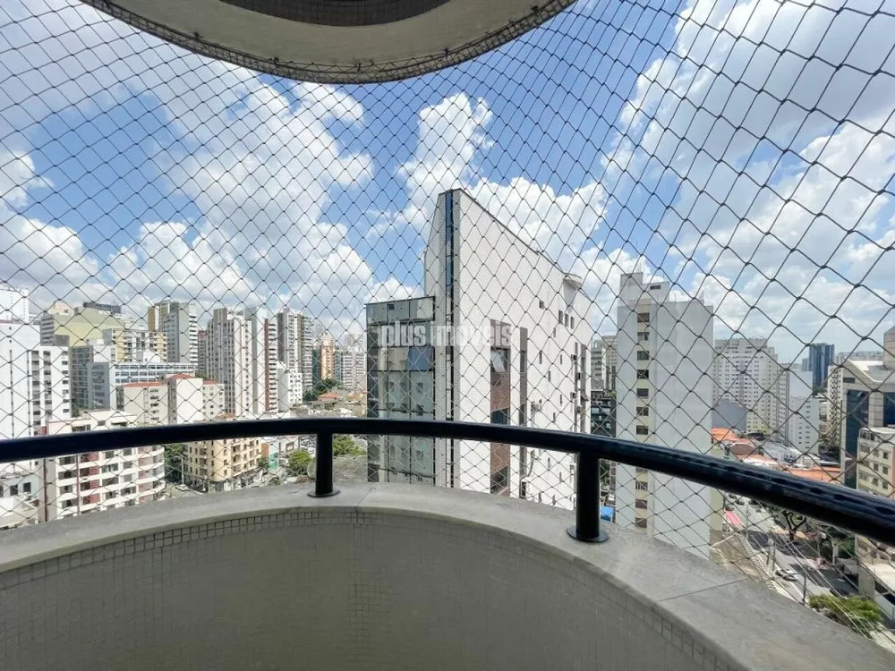 Apartamento à venda com 3 quartos, 169m² - Foto 2