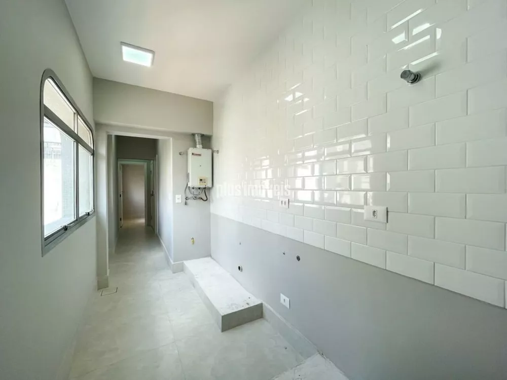 Apartamento à venda com 3 quartos, 169m² - Foto 8