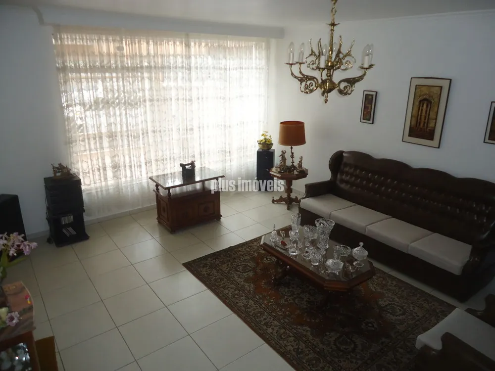 Casa, 3 quartos, 200 m² - Foto 1