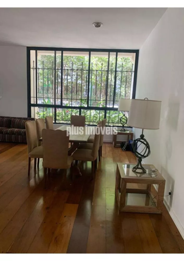 Apartamento à venda com 3 quartos, 141m² - Foto 1