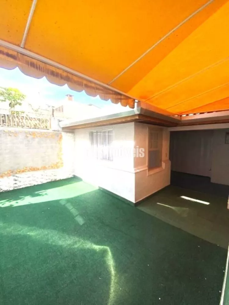 Casa à venda com 3 quartos, 342m² - Foto 1