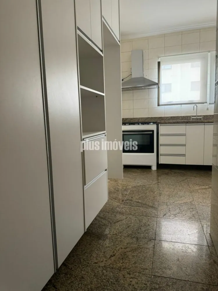Apartamento, 3 quartos, 247 m² - Foto 3