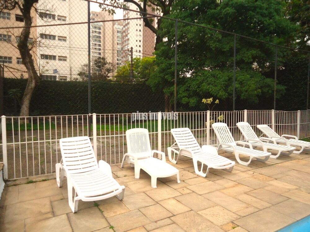 Apartamento à venda com 2 quartos, 69m² - Foto 26
