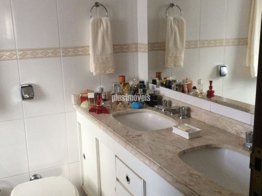 Apartamento, 3 quartos, 180 m² - Foto 1