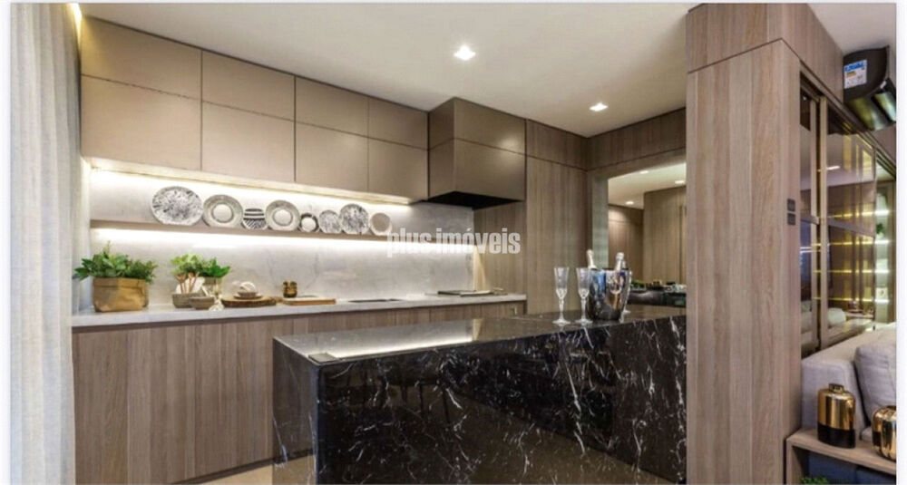 Apartamento, 3 quartos, 270 m² - Foto 1