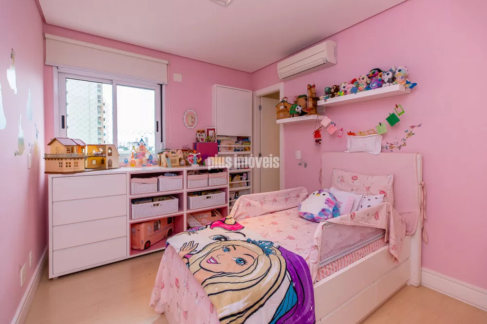 Apartamento, 4 quartos, 240 m² - Foto 1