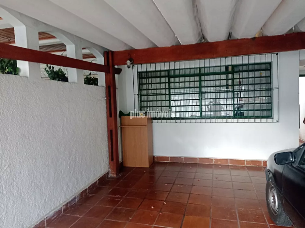 Casa à venda com 4 quartos, 240m² - Foto 2