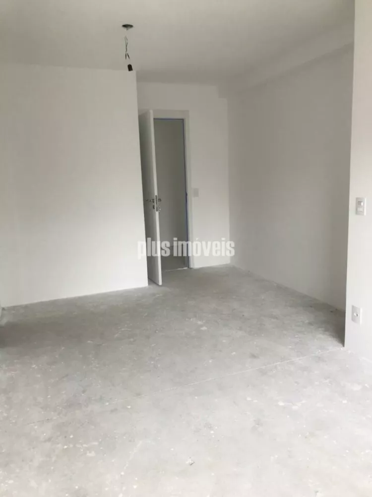 Apartamento à venda com 3 quartos, 131m² - Foto 3