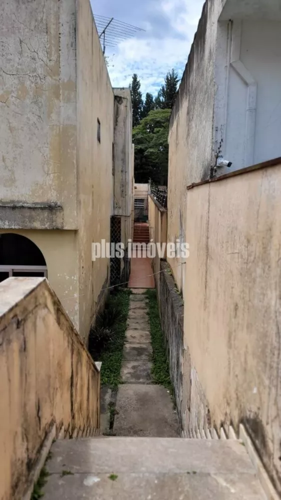 Casa à venda com 3 quartos, 300m² - Foto 4