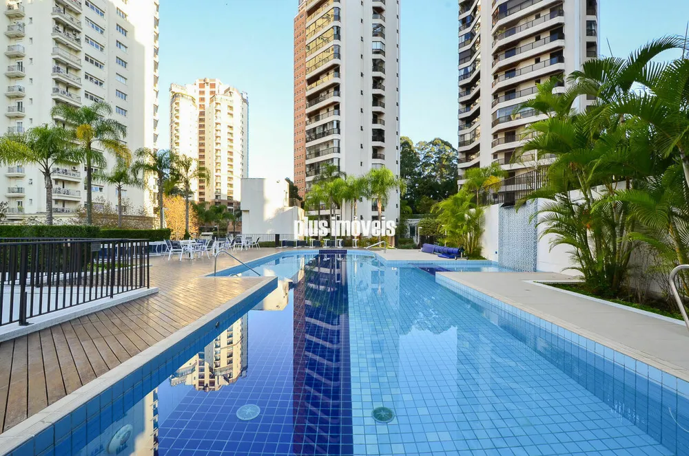 Apartamento, 4 quartos, 236 m² - Foto 1