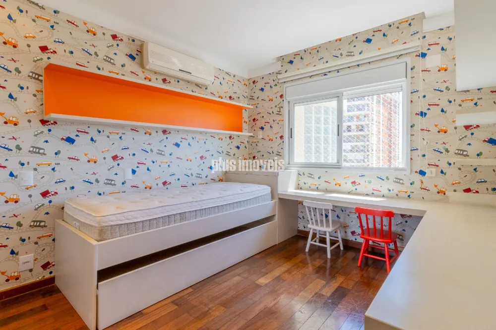 Apartamento, 4 quartos, 250 m² - Foto 1