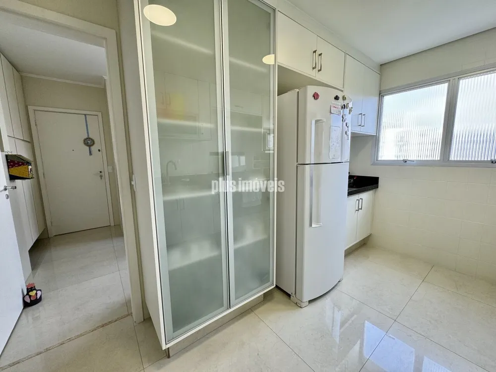 Apartamento, 3 quartos, 190 m² - Foto 1