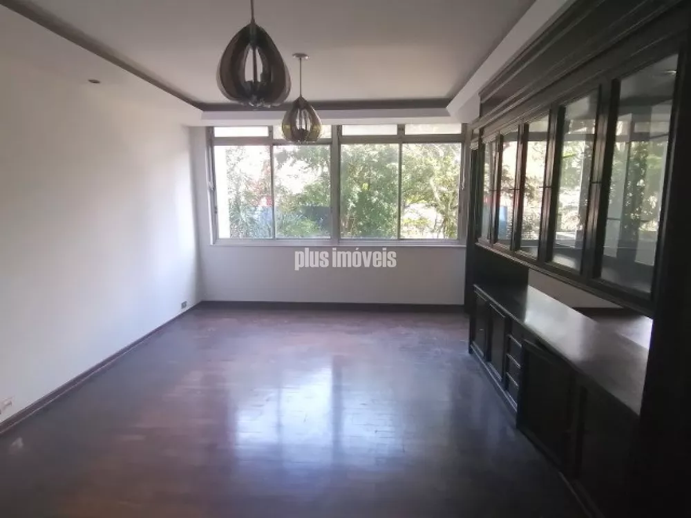 Apartamento à venda com 3 quartos, 260m² - Foto 4