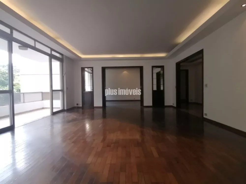 Apartamento à venda com 3 quartos, 260m² - Foto 2