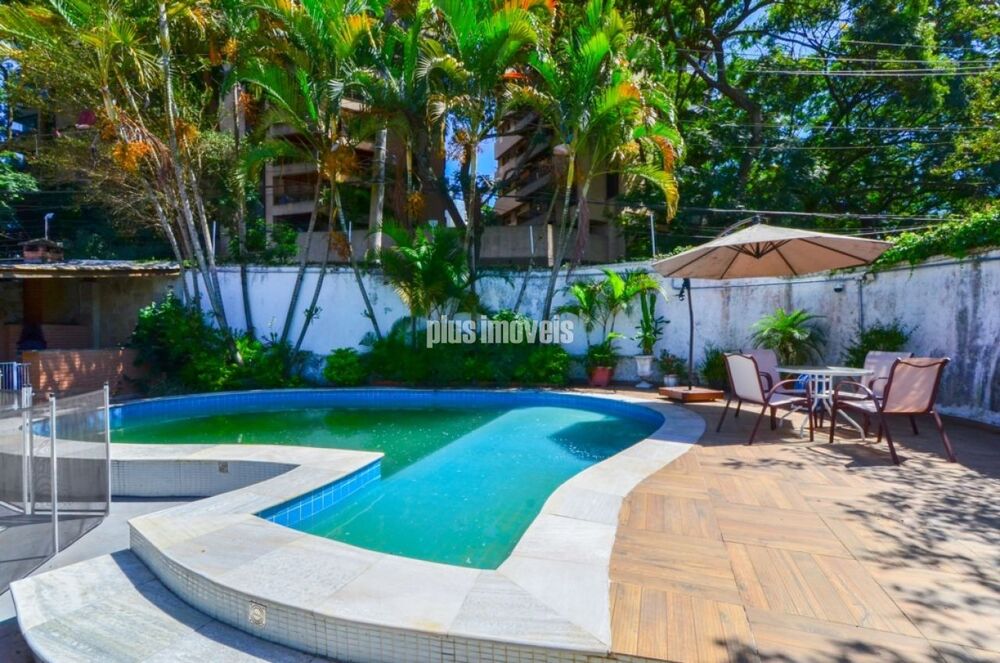 Casa à venda com 4 quartos, 360m² - Foto 2
