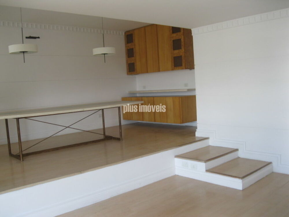 Apartamento, 4 quartos, 221 m² - Foto 1