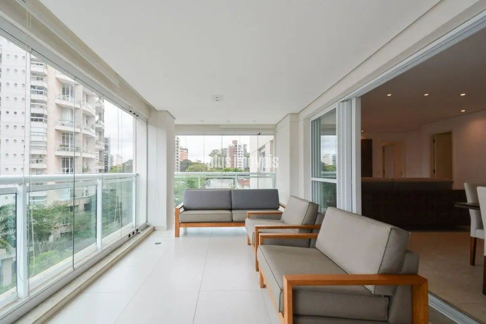Apartamento, 3 quartos, 157 m² - Foto 1