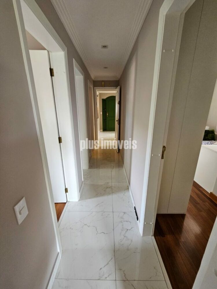 Apartamento à venda com 4 quartos, 198m² - Foto 18