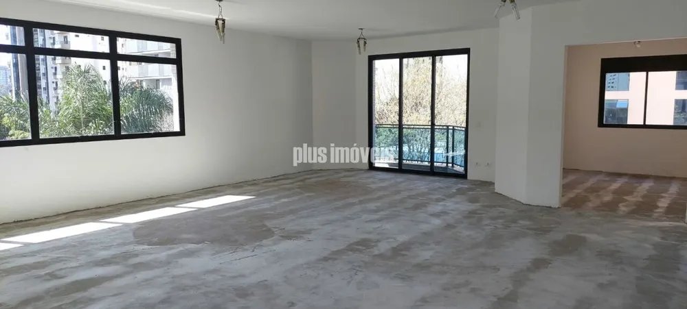 Apartamento, 3 quartos, 226 m² - Foto 1