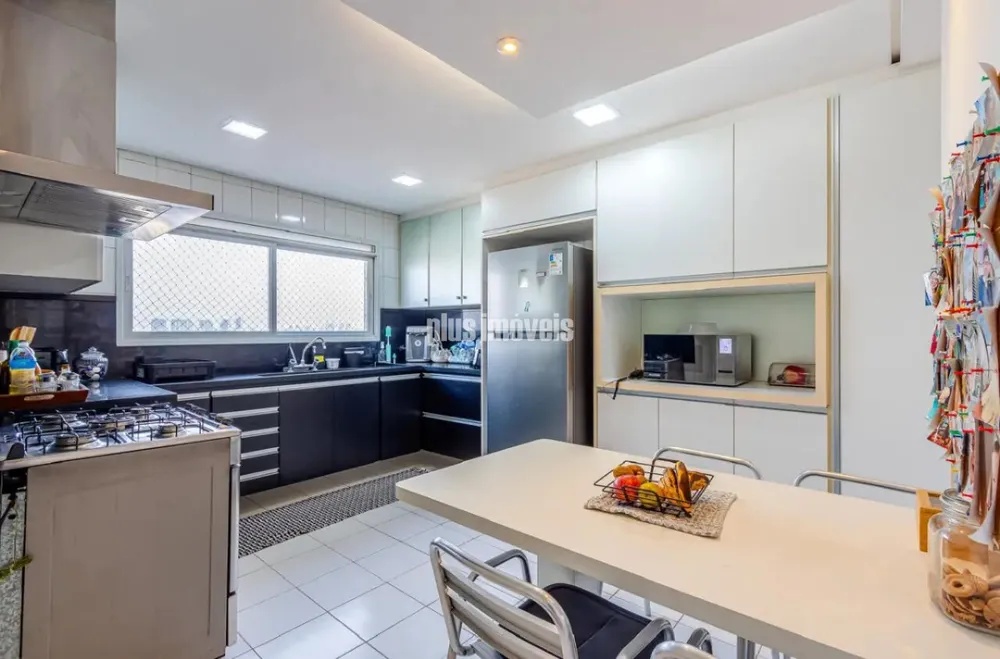 Apartamento, 3 quartos, 182 m² - Foto 2