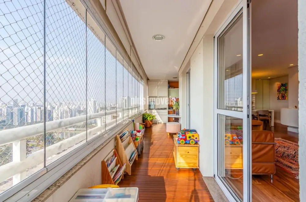 Apartamento, 3 quartos, 182 m² - Foto 1