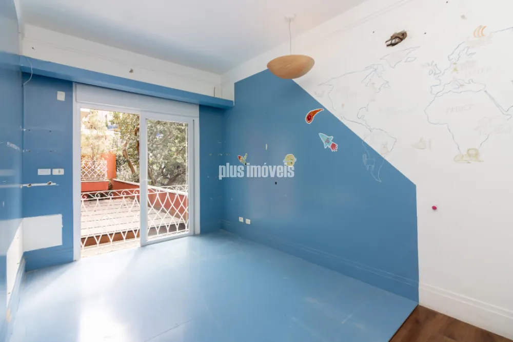 Casa, 3 quartos, 236 m² - Foto 1