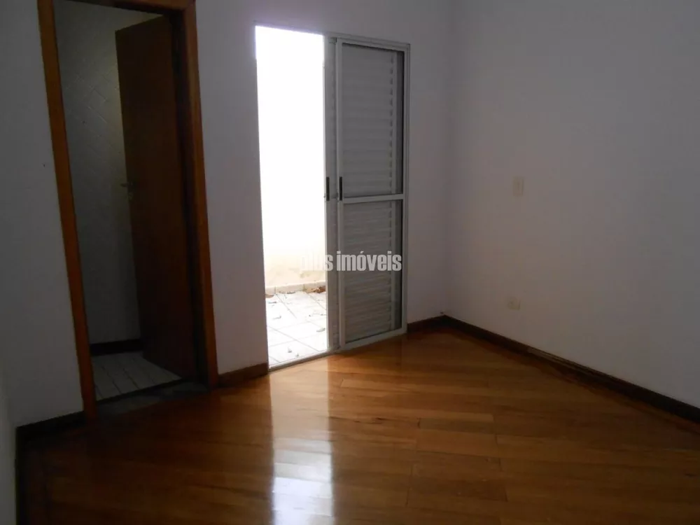 Casa, 3 quartos, 240 m² - Foto 1