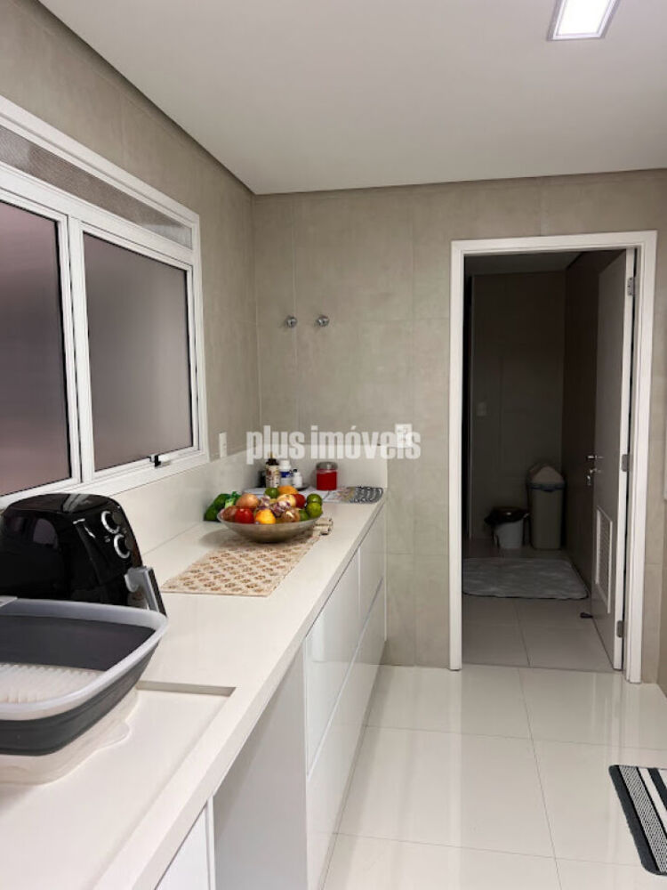 Apartamento, 4 quartos, 238 m² - Foto 2