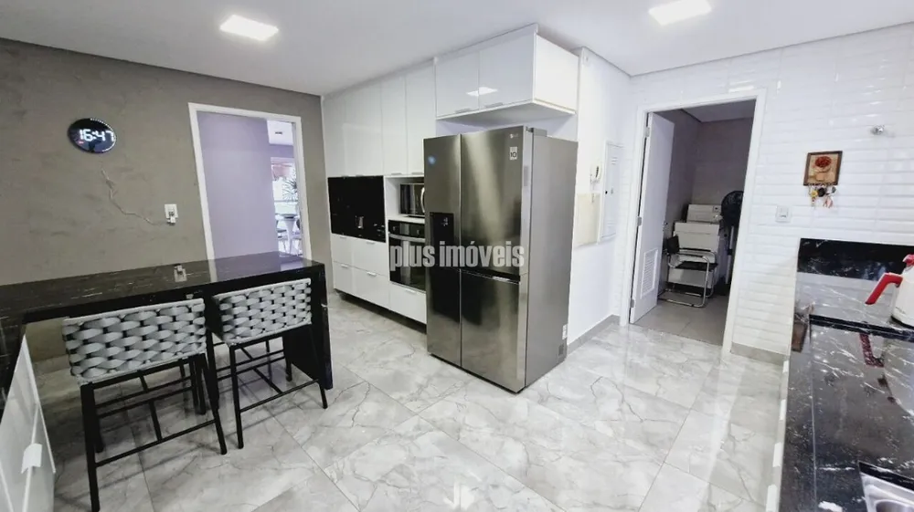 Apartamento, 3 quartos, 238 m² - Foto 3