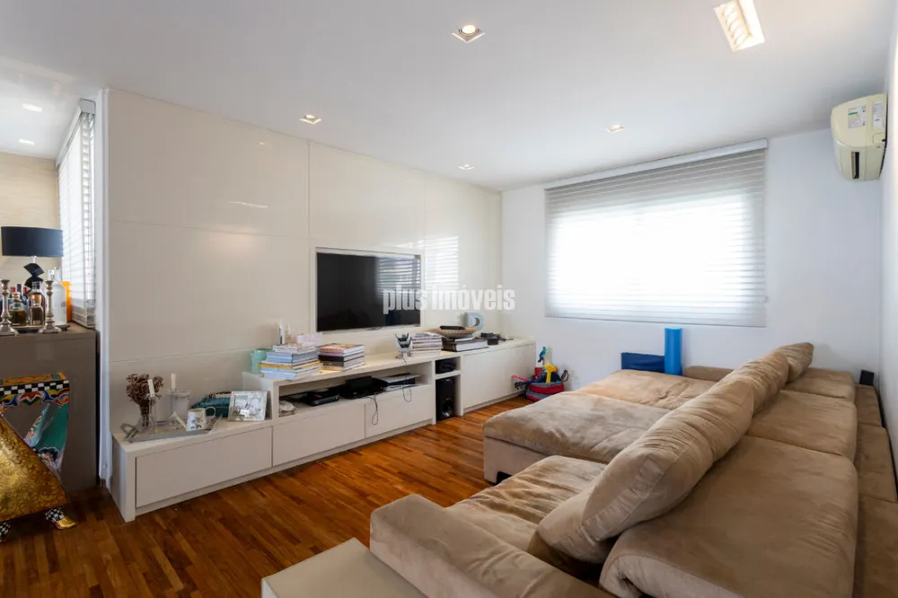 Apartamento, 3 quartos, 270 m² - Foto 2