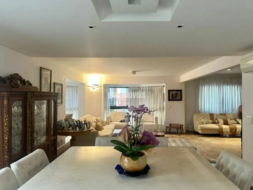 Apartamento, 3 quartos, 207 m² - Foto 1