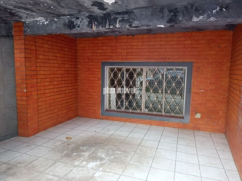Casa à venda com 6 quartos, 390m² - Foto 2