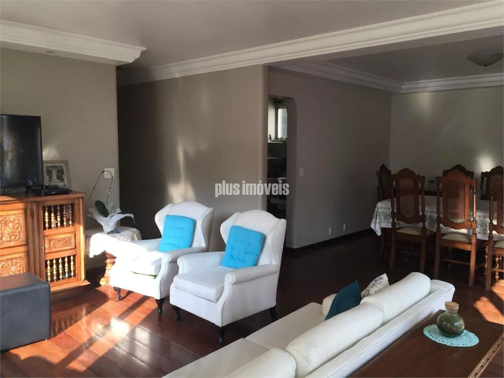 Apartamento à venda com 4 quartos, 193m² - Foto 2