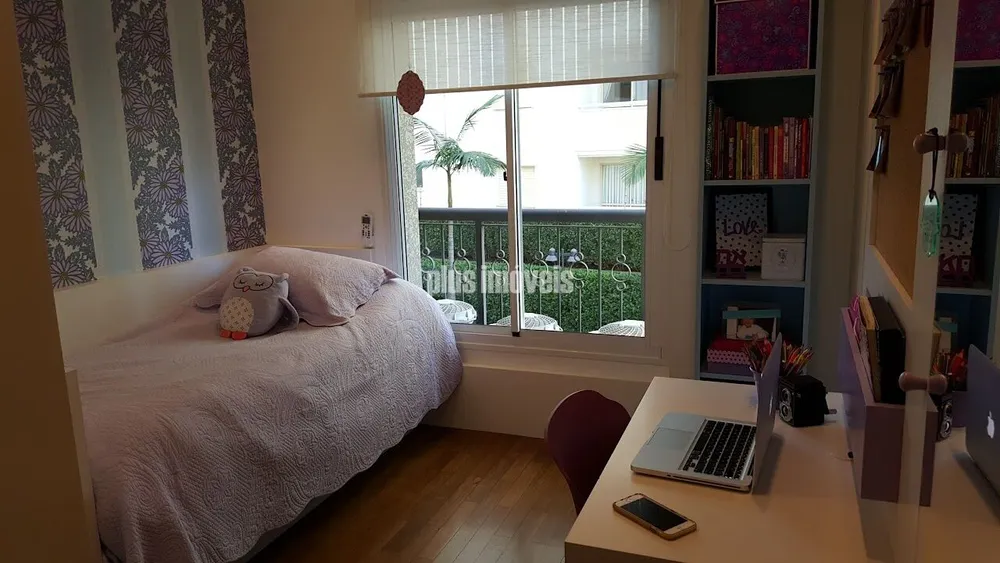 Apartamento, 3 quartos, 156 m² - Foto 1