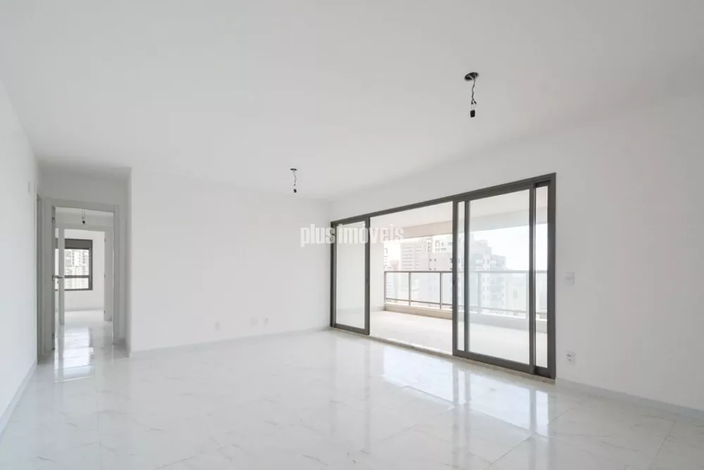 Apartamento à venda com 3 quartos, 132m² - Foto 1