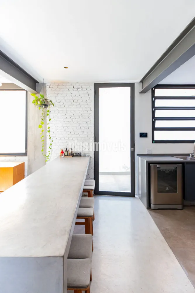 Casa, 3 quartos, 256 m² - Foto 1