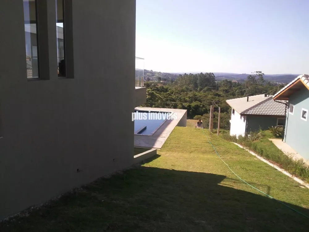 Casa à venda com 3 quartos, 400m² - Foto 4