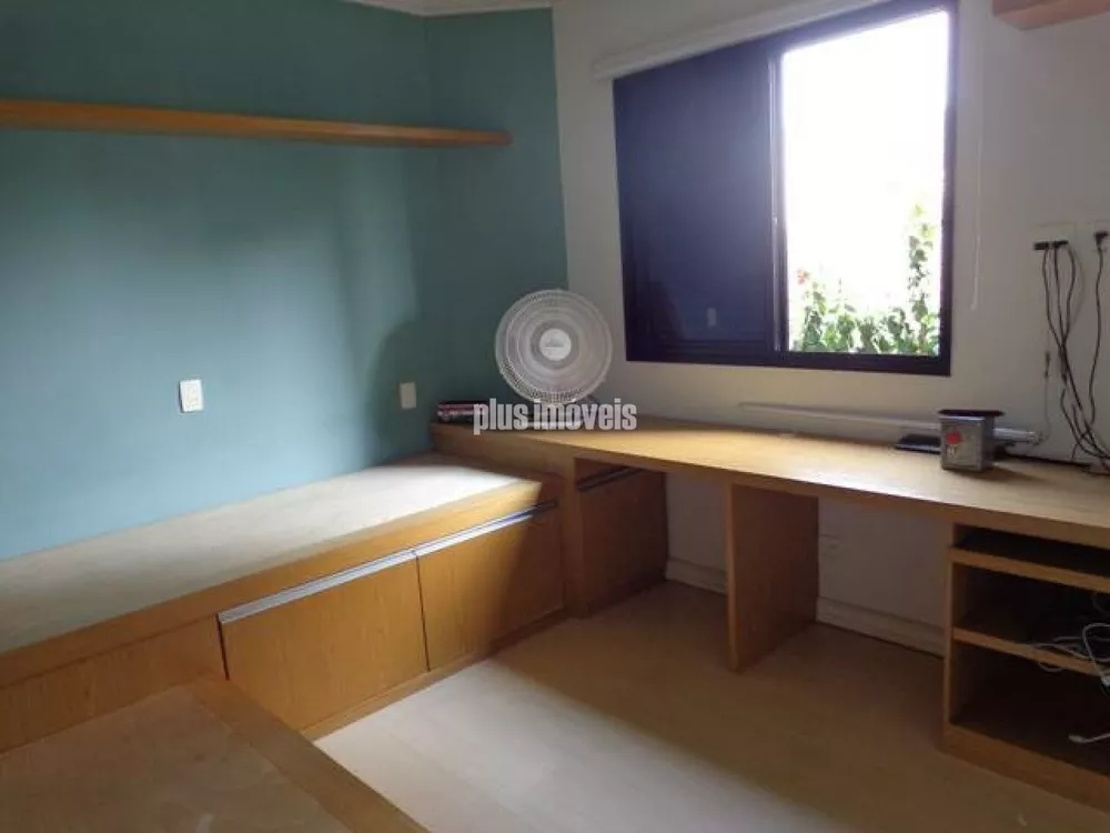 Apartamento à venda com 3 quartos, 150m² - Foto 7