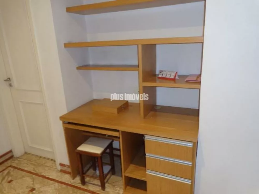 Apartamento à venda com 3 quartos, 150m² - Foto 8