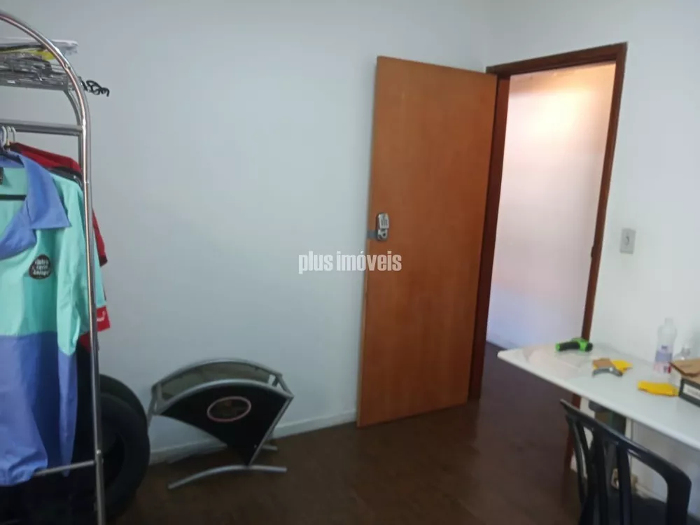 Casa à venda com 1 quarto, 228m² - Foto 9