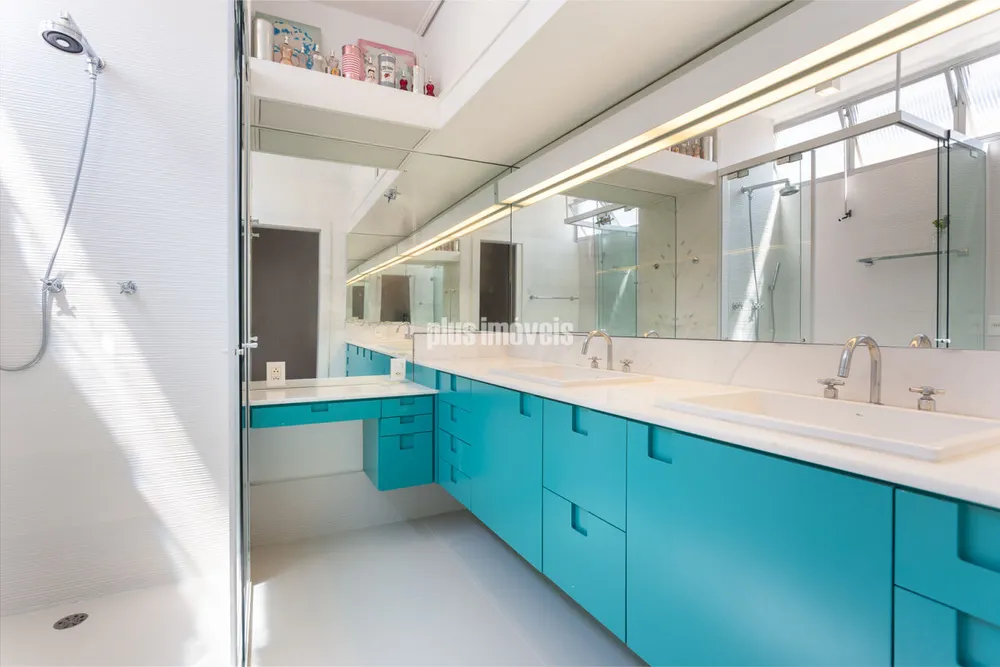 Apartamento, 3 quartos, 245 m² - Foto 1