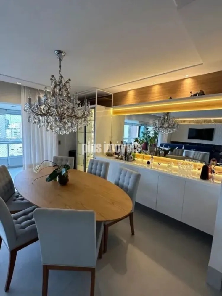 Apartamento, 3 quartos, 211 m² - Foto 1