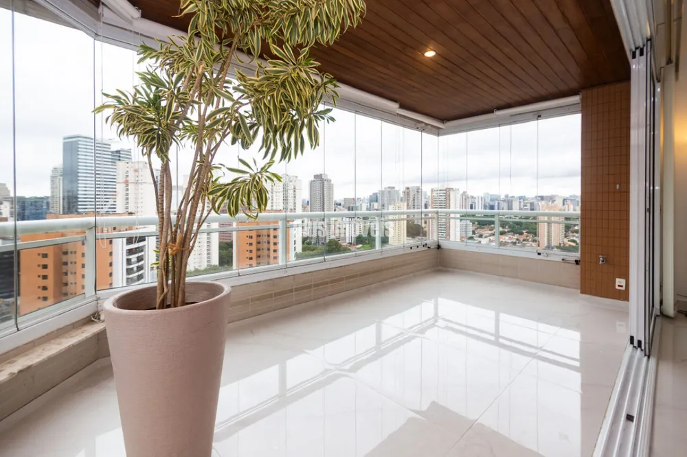 Apartamento, 4 quartos, 205 m² - Foto 1