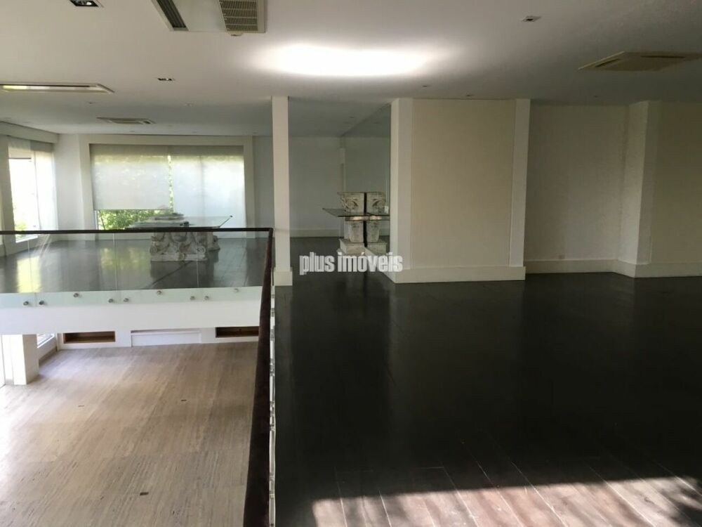 Casa, 4 quartos, 1348 m² - Foto 1