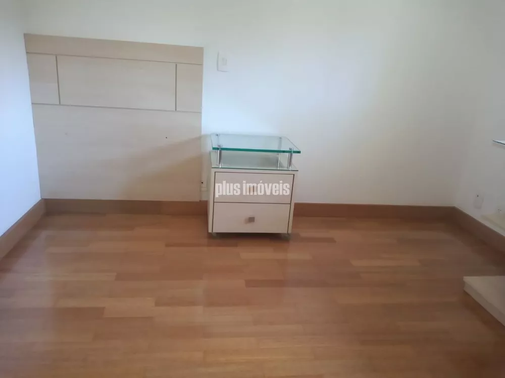 Apartamento à venda com 3 quartos, 262m² - Foto 12